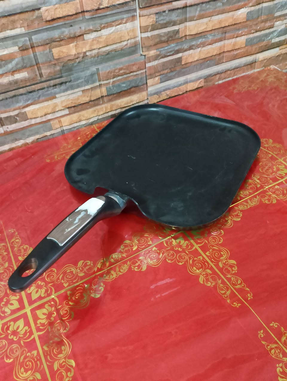 حبايب بضاعه جديده جداري وطاوات كرانيت اصلي زيتي
موجود توصيل


**إذا كنت صاحب هذا الإعلان وتريد حذفه لأي سبب، رجاءا أرسل رسالة إلى الدعم الفني**