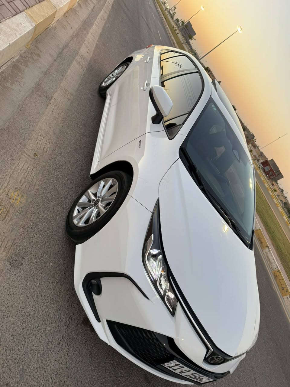 بسم الله يالله
للبيع كورلا هايبرد جديده 
موديل ٢٠٢٥ شكل الخليجي 
محرك ١٨٠٠ 
رقم بغداد الجديد تحويل مباشر 
مواصفات فول الفول 
تايرات الشركه بعدهي سبير منازل 
تبريد ثلج 
سياره بيه شبر صبغ بلبنيد وبارد  بصيط بداير الخلفي حك اصبعين باقي سياره كفاله سونار مرفق بالمنشور 
ماشيه ١٦ الف فقط بعدهي زيرو 
مكان سياره الرمادي 
السعر مناسب 🤚١٥٠ ورقه وبيه مجال بسيط 
الشراي يتصل وبلخدمه 
*********** 
***********
