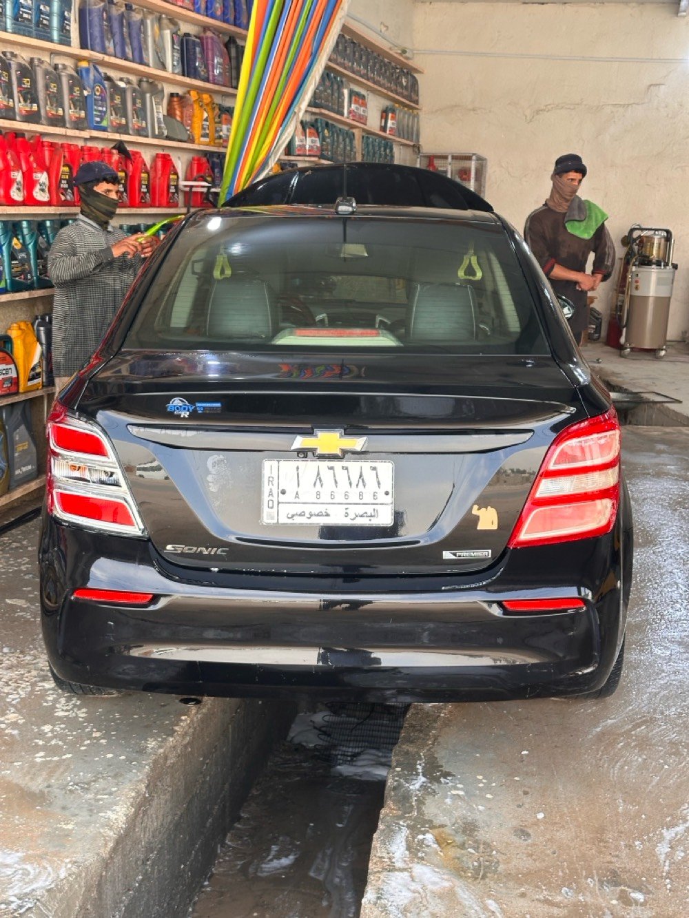 سيارة شفر للبيع او المراوس موديل 2019 فول مواصفات برايمر مكفولة كير ومحرك وحداده وتايرات وصبغ فقط بنيد رقم بصرة بشرط تحويل مكانها الزبير السعر 70 ومجال بسيط .. 
الاستفسار : ***********