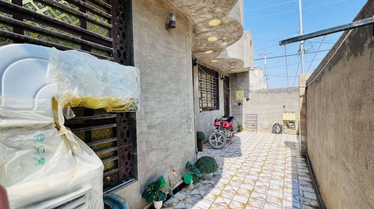السلام عليكم  بيت للبيع في حي الحكيم نزلت إفران الهادي قرب الكورنيش 
للإستفسار ***********
￼
