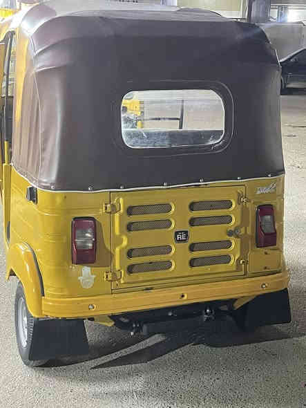 سلام عليكم تكتك لبيع مديل2018 شهر ١٢ محسوبه عله 19  حلوه تكتك مال جناي ربع ما ذب عليه صبغ ما كو بس دوس مكينه كفل تنقيص تبخير اكسن مكفول مكاني بغداد العبيدي سعر 5 و 700بيه مجال لاشراي يدلل رقمي ***********
