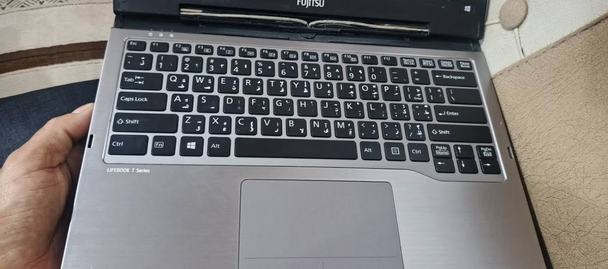 السلام عليكم
غراض لابتوب فوجستو
الشاشة شغالة ونظيفة جداً
الكيبور شغالة ونظيفة جداً
البطارية شغالة ونظيفة
أنت تأخذ الابتوب وفصخ


**إذا كنت صاحب هذا الإعلان وتريد حذفه لأي سبب، رجاءا أرسل رسالة إلى الدعم الفني**