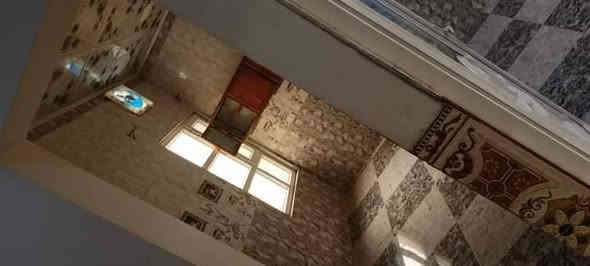 السلام عليكم
شقه للايجار حي الشيماء علا سايدين 40
غرفتين وهول ومطبخ وصحيات 
ايجارها 175 
***********
***********
