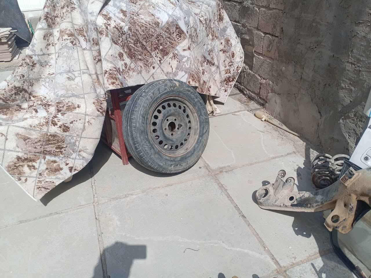 سلام عليكم 
كير ومحرك 20
غراض اوبل تفصيخ
الرقم ***********
مكاني بغداد
