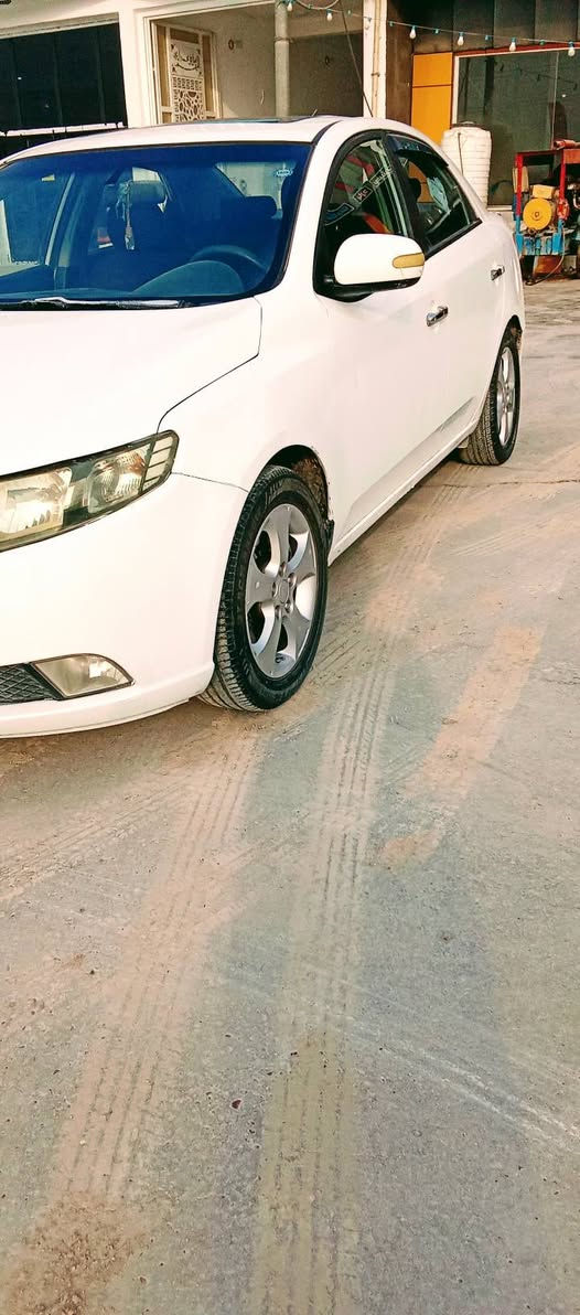 كيا سيراتو خليجي موديل 2010رقم سليمانيةدولي بسمي شخصيا هزة وسنوية ورقم جديد دولي كير مكينة حدادية تبريد كهربائيات كفالة مكينة بالصندوك  وهزة جديدة وعندك علم بالرقم الشمالي إذا بيه نقص شغلة ماتدخل هزة 
تحكم ستيرن 
اشاير بالمري 
حساسات خلفية شغالة  
سلايت روف سيارة جاهزة بمعنى الكلمة 
بيه صبغ جاملغ وبنيد بدون دواخل وبدون حادث والدوايرالخلفيه فقط غرفة جديدة السعر 88وبيه مجال مكاني بابل أي استفسار اتصل على *********** المحمودية, بابل
