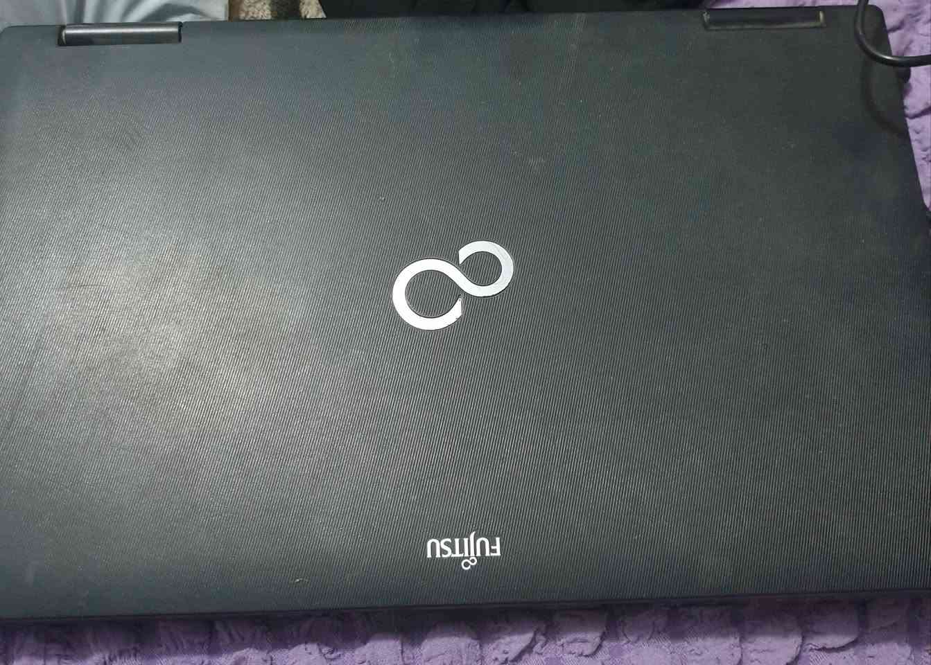 لابتوب شغال ونضيف ..مااعرف مواصفاته ...... ب ٧٥  الف


**إذا كنت صاحب هذا الإعلان وتريد حذفه لأي سبب، رجاءا أرسل رسالة إلى الدعم الفني**