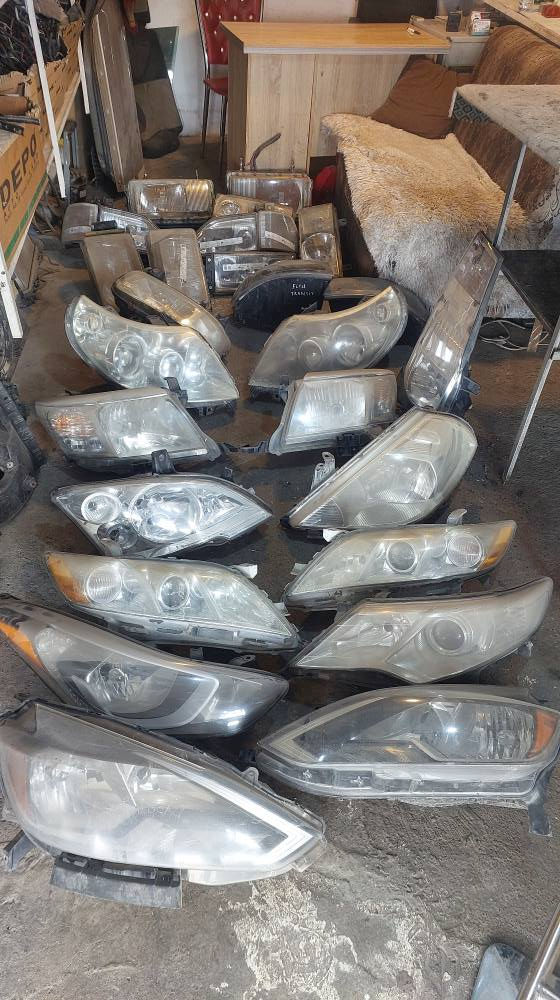 ئەو شیایە کامل  لایت هەمووی بلادییە هەمویان خاوێنن لەگەل ئەشیای سیارەیتر تێکەلە زۆرە ئەنواع سەیارەی تێدایە  هەمووی کامل بۆفرۆشتن هەمووی بەجملە    *********** 
كل هاي الأشياء كاملة، كلها بلدي ونظيفة، ومخلوطة ويا أشياء ثانية. بيها أنواع هواية من السيارات. كلها كاملة للبيع بالجملة. أربيل, العراق
