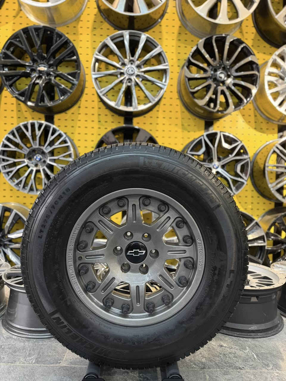 سلام عليكم
الاطارات ويل تاهو مصفحة

موجودة 

حجم18

اصلى شركة وكاله بلادى

موديل 2025

وكاله

زيرو 

مال تاهو موديل جديد 2025

الاطارات بلادى

ويل بلادى  

***********

اسعار دذلى واتساب***********
