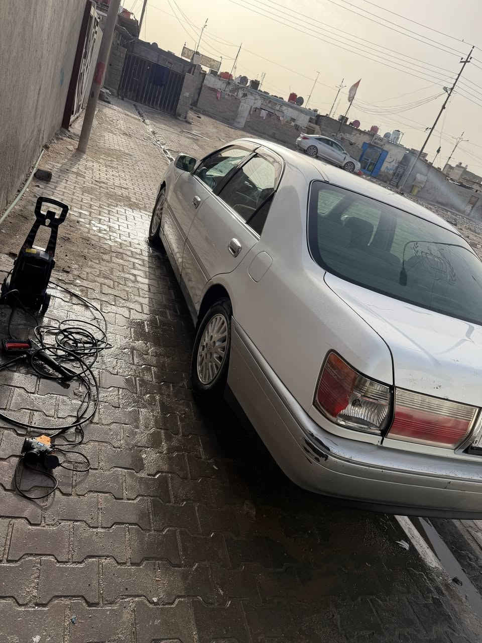 السلام عليكم جنون موديل 2002مواصفات دكمتين برده كهرابائيه عينه ليزريه شاشه كهرباىيات كله جاهزه محرك VVTفيشه وكلاص سياره ادوات بيه كصه قماره فقط بيع او مراوس مكانها بصره السعر 42وبيه مجال للستفسارهذا رقمي***********
