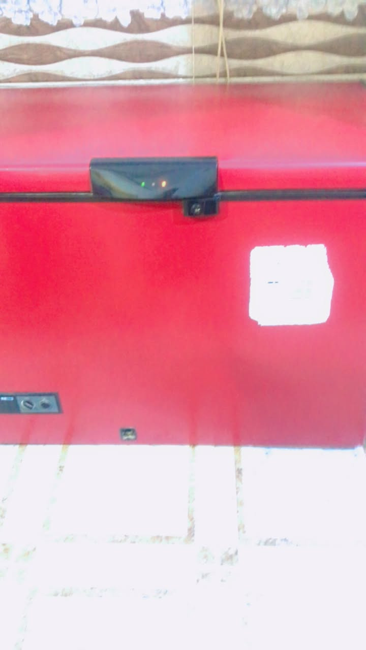 مجمدة ايطاليا أصلي درجة أولى للبيع استخدام منزلي كربلاء قرب مستشفى الكفيل إتصال *********** بي واتساب 
السعر 200 الف بيه مجال بسيط
