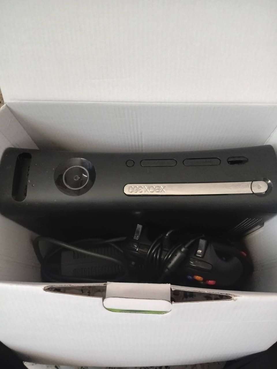 XBOX 360
العاب ٢٦٦ عدد
سعر ١٢٠ و بي مجال


**إذا كنت صاحب هذا الإعلان وتريد حذفه لأي سبب، رجاءا أرسل رسالة إلى الدعم الفني**