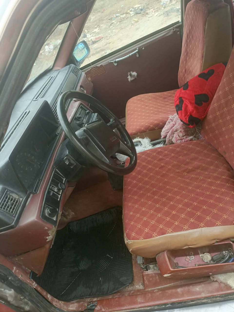 السلام عليكم
فالفو سويدي

مديل 86

حجم 740

رقم قادسيه الماني شرط المداور

محرك ونجي مجول حديث كير محرك كهربائيات كله شغاله

حداديه جديده

تخم تاير

كشر نضيف بدون صبغ

لايت منضومه زنون عالي، ناصي

المكان #الديوانيه

السعر $40وبيه مجال

***********

***********
