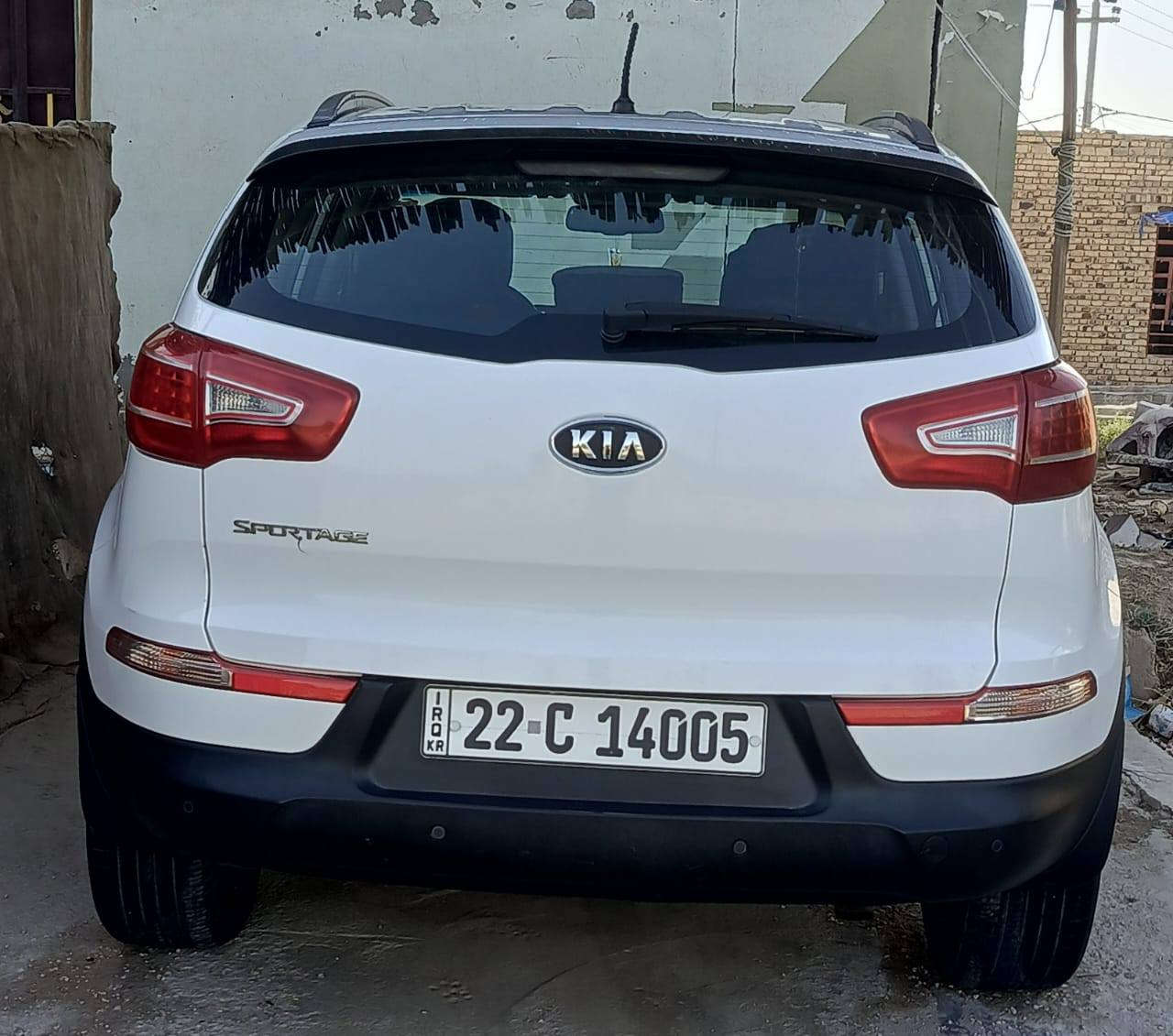 السلام عليكم كيا سبورتج 2012 خليجي محرك ٢٠٠٠ رقم اربيل الجديد كير محرك حداديه تخم تاير كله جديد تحكم ستيرن اشاير بلمري تبريد تدفئه كله شغال السياره جاهزه من كلشي  السعر [148] *********** الاتصال على صاحب الرقم غير متواجد فيس
