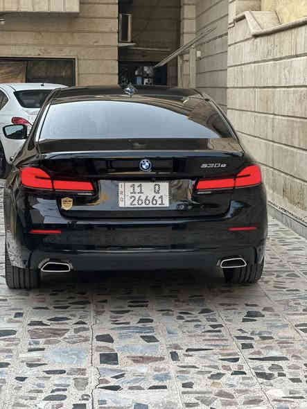 بي ام دبليو  530e  BMW
مديل 2023. فول موصفات وارد امريكي حادث جدا خفيف يعتبر كلين 
فقط البنيد. (👌بدون يرباك وبدون دواخل )👉🏻✅صور الحادث مرفقه 
صبغ البنيد فقط  نفسه بلادي 
 رقم بغداد 
المسافه المقطوعه 32000 mi
مكينه 4 سلندر تيربو نضام هايبرد و نضم الكهرباء ونضام بنازين 3 انضمه الي يعجبك تستخدمه 
فتحة سقف 
ويل 20_✅lNDlVDUAL
داخل بلادي اوف وايت ♦️
رادار امامي و خلفي 
رادار جوانب  تحديد مسار 
كشنات حضن كهرباء تجوه كهرباء ⚡️ 
سايد بريك كهرباء.  جنطه كهرباء ⚡️ 
كامره دواره 360 درجه 
مري حساسات و شفط 👉🏻
سياقه ذاتيه تثبيت سرعه بريك تلقائي 
لايت ADAPTlVE
دفع خلفي RWD 🛞🛞❓❗️
سستم سمعات محيطيه 🔊🔊
شاشه كبيره معه نضام iDrive
شاحنه اواكس ⚡️⚡️
كشنات جلد تفئه تبريد. 
كشافات LED ماتركس 
تحكم ستيرن شفتات 
بعد بيها اهواي موصفات السياره مناقصها اي شي جاهزه
السياره جداً نضيفه
*********** 
العنوان شارع فلسطين
