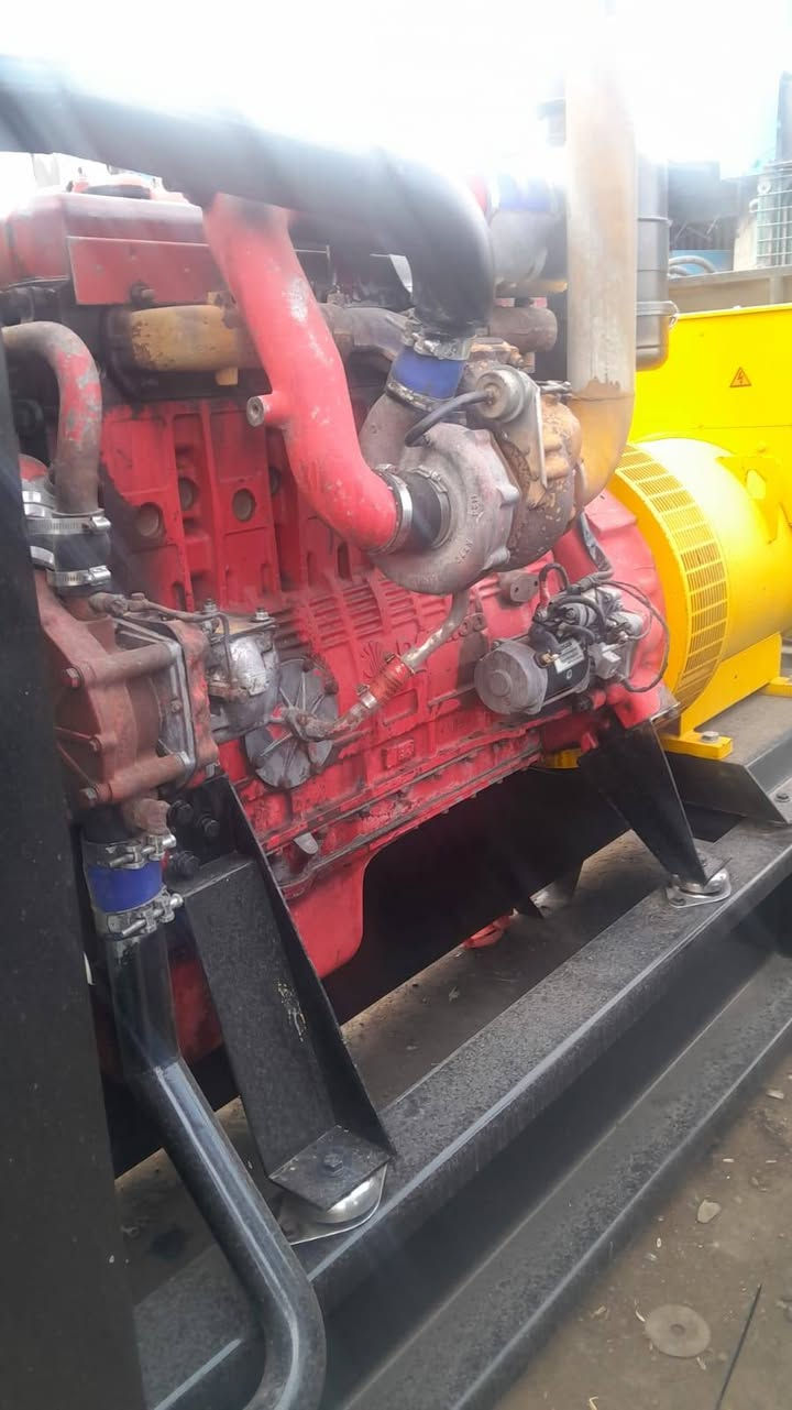 دايو دوزان 6سلندر توليد 300kva بم كهربائي اتصال ***********
***********
