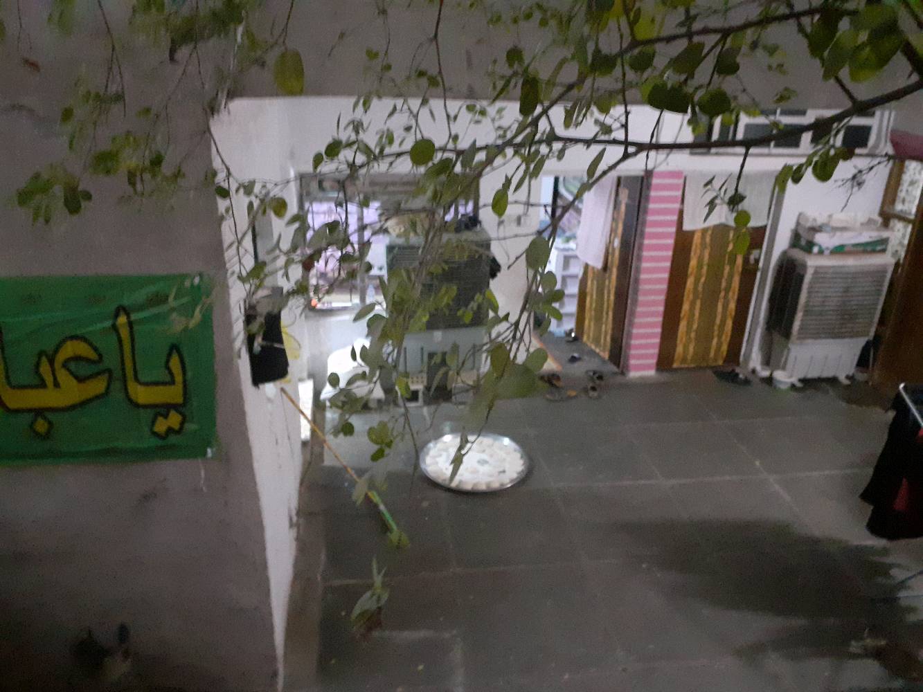 بيت طابقين مساحة 150 متر (خلفية)
نهاية الاورفلي اخر فرع من جهة المتنزه
تفاصيل البناء الطابق الأول استقبال كبير + غرفتين نوم + مطبخ+حمام+تواليت
الطابق الثاني غرفتين نوم+مطبخ + حمامين مشتركات
السطح الثاني يحتوي على مخزن
سند مستقل بأسمنا 
السعر قابل للتفاوض الرقم متوفر واتساب 