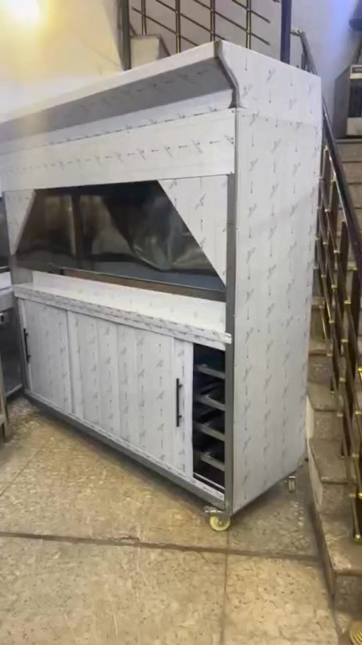 سلام عليكم منقله كباب ٢متر في ٦٠ مغلفه ستيل ثقيل بوري انج ونصف مع ستاند كباب أسفل المنقله للطلب والاستفسار الاتصال على الرقم ***********
