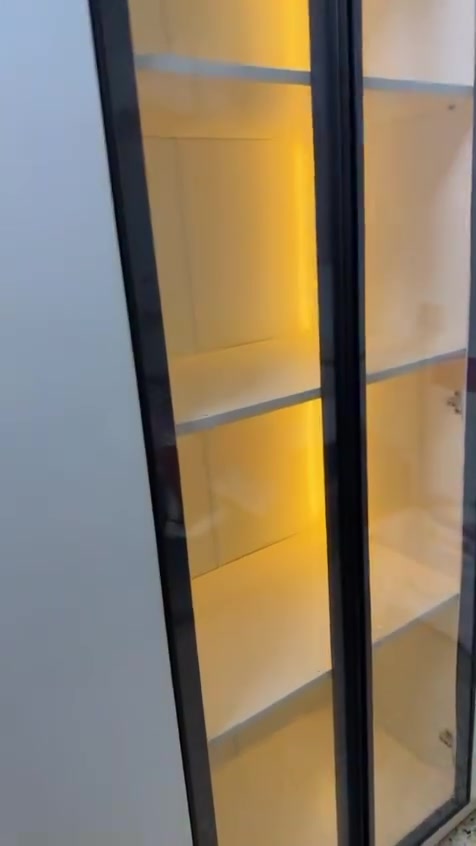 غرفة للبيع


**إذا كنت صاحب هذا الإعلان وتريد حذفه لأي سبب، رجاءا أرسل رسالة إلى الدعم الفني**