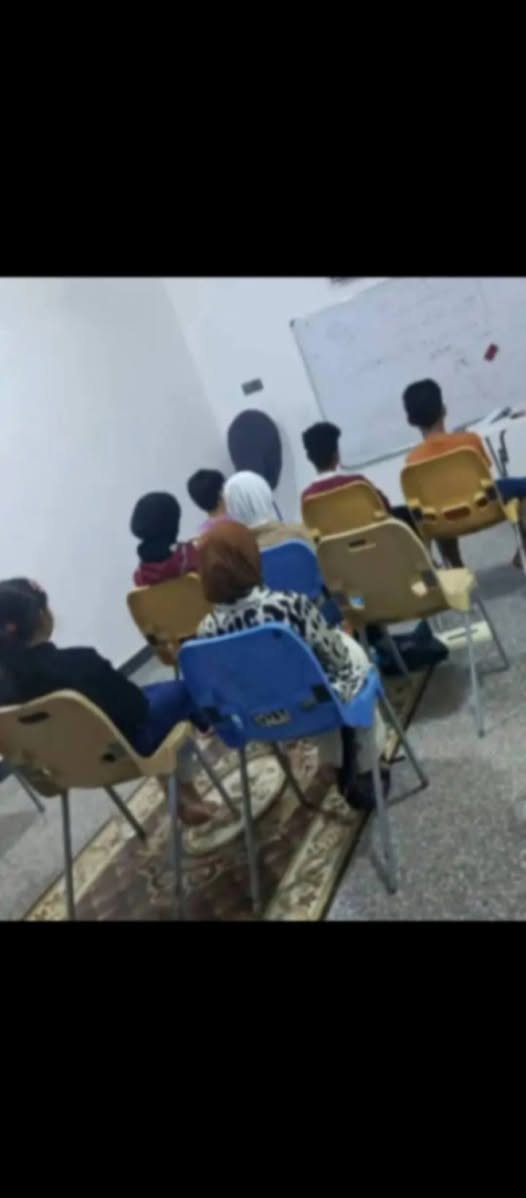 حصة تدريس  رياضيات سادس ابتدائي السعر 15 للحصة الواحدة 
الي تريد  تحجز  راح اخذهم من يحلون من الانگليزي👇👇👇👇👇👇👇
السبت و الاحد و الاثنين اشرحلهم مراجعة للوزاري ونركز على الاشياء المهمه وانطيهم اسئلة نمط وزاري و يحلون يمي واشوف جوابهم💢 نسبتي بالوزاري 100%
مكاني بالثورة  🎀خط توصيل للطلاب ماعندي  طلاب خارجي ما استقبل  🌸اذا ولد وراسب سنتين او 3 بالابتدائية ما استقبل 
للحجز اتصال واتساب ***********
الجميع @إشارة دورات رياضيات ناصرية الثوره @ابرز المعجبين
