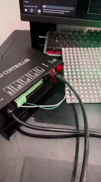 مزاد • قطعتين • للبيع