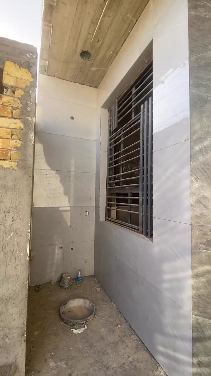 @يا الله دار سكن مساحة 100م سند 25 حق التحويل يحتوي على غرفه نوم 🛌/هول/استقبال/مطبخ/ صحيات بناء 2026 عنوان أبي غرق هيثم الجبوري ثاني شارع خدمات كامله  #الجميع  @الجميع للاستفسار الاتصال ***********///***********
