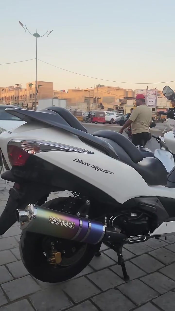 مساء اللوحات الفنية من قلب الوكالة ☝️
احلى و اجدد سلفر ونج جيتي 
اكثر وحدة بيهن ماشية ١٤ الف ♥️
عنوان الوكالة الجديد شارع الفلاح قطاع ٣٠ 
***********
