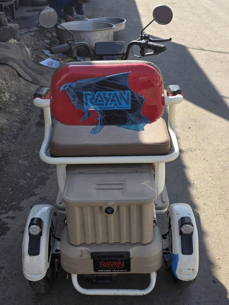 جديدة جدا مكانها شعب شارع الصحة للاستفسار *********** بغداد, العراق
