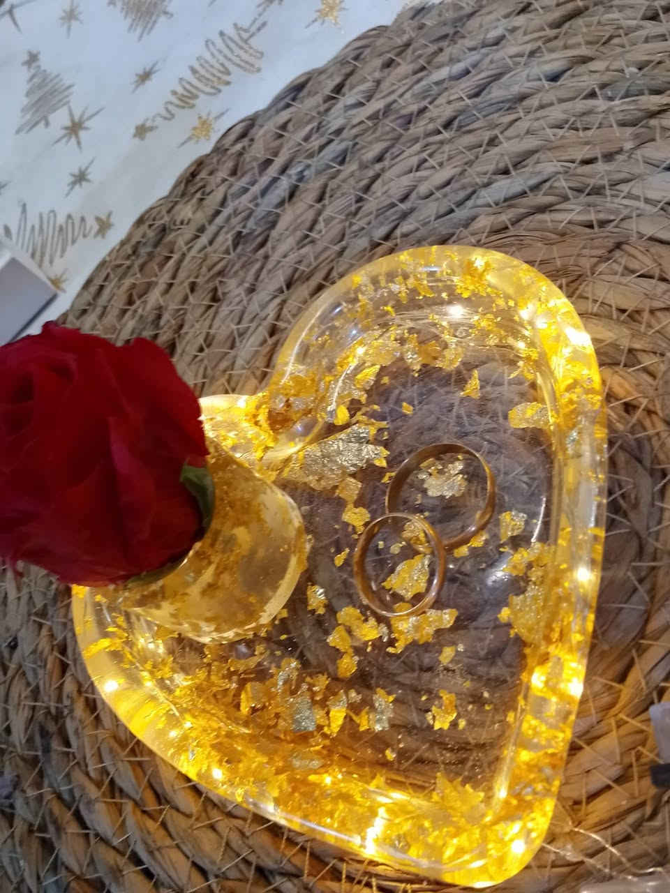 قطعة ريزن بشكل قلب ❤️ مع لمعة ذهبية جذابة  حسب طلب الزبون للطلب راسل للصفحة


**إذا كنت صاحب هذا الإعلان وتريد حذفه لأي سبب، رجاءا أرسل رسالة إلى الدعم الفني**