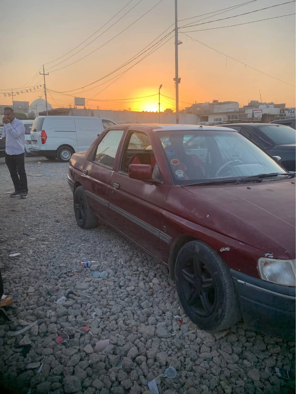 فورت استرا موديل ١٩٩٢ گيرو مەكينه شەرت درستن سەنەويه كەسك گەله اوليت بشرت دەين و دزين شەرت از دم  سعر ٨ وه رقە مەجال جارا تايره جديد  *********** دهوك, العراق

