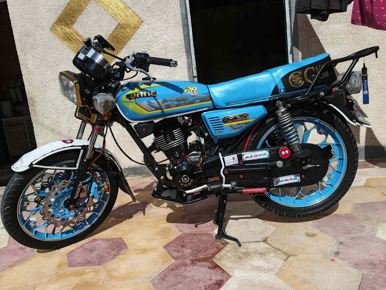 دراجه سيفان للبيع السعر خاص موديل 25 شرط نظافه فول رقم الهاتف ***********
