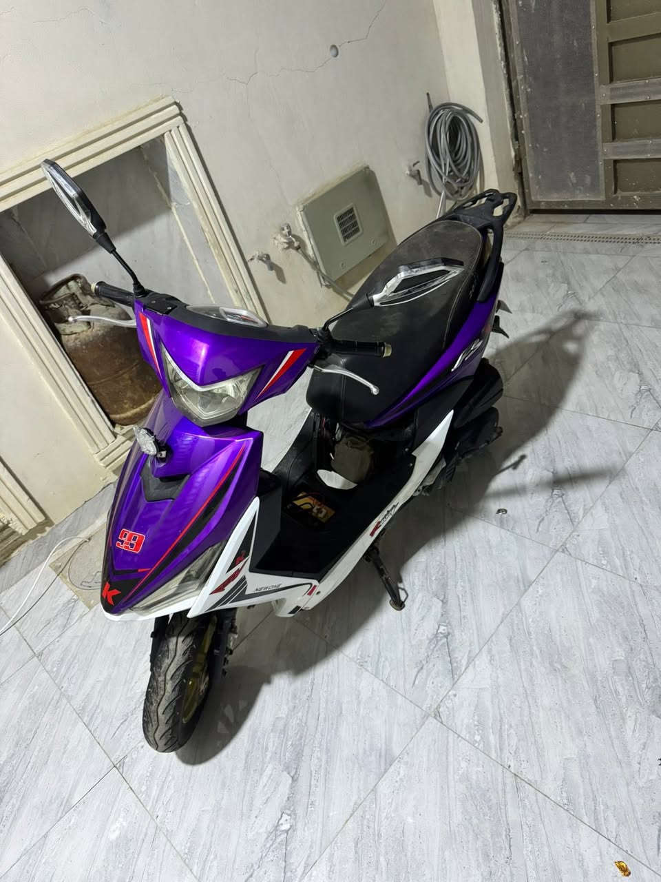 دراجه اف اس موديل ٢١  دراجه كفراتهه نضيفه كهربائيات كامله مابيها نقص تشغيل سلف وهندر اوراق اصوليه 
بيه بدايه خيط تبخير 
فقططط هذا نقصه دراجه مانفتوحه قبل ابدددد
***********
