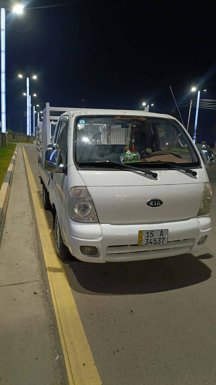 السلام عليكم
اخوان عندي كيا للبيع موديل 2010 رقم نكليزي انبار محرك وكير خير من الله تخم تاير حداديه جديد ولسياره بأسمي تحويل مباشر السعر 90 وبي مجال***********
