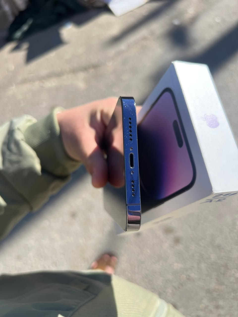 ايفون 14 برو ماكس 256
 تلفون نضيف شرط الفحص 
  بطاريته87%

iPhone 14 Pro Max
   Memory 256G
سعر 950 بي مجال 
***********
اتصل
