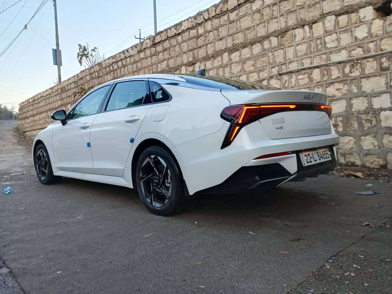 السلام عليكم K5 مديل 2024 فول مواصفات كفاله عامه شخط بارد رصعه
1- بنراما 
2- بصمه تشغل + ابواب وجنطه
3- تشغيل عن بعد
4- صندوق ذكي يفتح عن الاقتراب 
5- كشنات كهرباء 
6- ترحيب + مري شفط 
7- جام اتو يصعد بالبصمه 
8- قطعتين تبريد  
9- شاشه متصل 
10- تبريد شاشه منفصل المناخ السائق وراكب 
11- بك لايت لد+ لد امامي 
12- ويل 18 كروم + 5 ويل كب سبير شركه منازل
13- مكينه 2500 + كير 8 نمر 
14_ وضعيات قيادة 4 + نظام ايكو 
15- نظام تركشن 
16- حساس امامي خلفي 
17- كامره نظام فيو 
#_السياره_وضع_شركه_ماشيه_33_كليو_متر_دبل_بصمه
رقم اربيل بسمي شرط تحويل هزه سنويه جدد 
***********
***********
