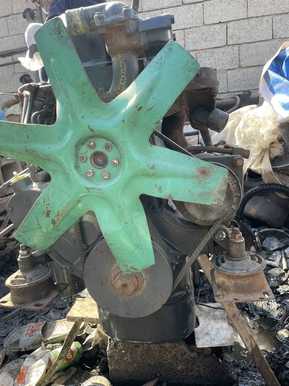 استندر مال مارسدس لا صرف ولا بخار مكاين استندوا
سعر مليونين و400 مكاني بغداد 
وعندي هوزن مال ابو دب فارغ سعر400الف


**إذا كنت صاحب هذا الإعلان وتريد حذفه لأي سبب، رجاءا أرسل رسالة إلى الدعم الفني**