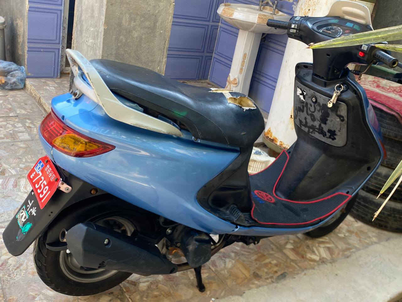 سلام عليكم دراجه فراشه  للبيع كلشي شغال بيه سلف هندر كهربائيات مفتوحه مره وحده مكاني نجف ابو صخير السعر 375وبيه مجال للشراي دراجه احله من صور


**إذا كنت صاحب هذا الإعلان وتريد حذفه لأي سبب، رجاءا أرسل رسالة إلى الدعم الفني**