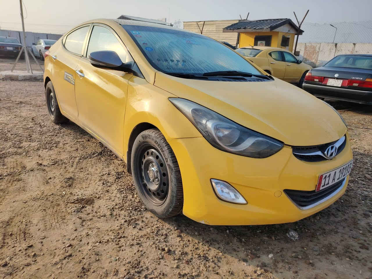 الانترا خليجي موديل12 محرك 1600 جيتي سعره ٨٠ وبيه مجال ***********
