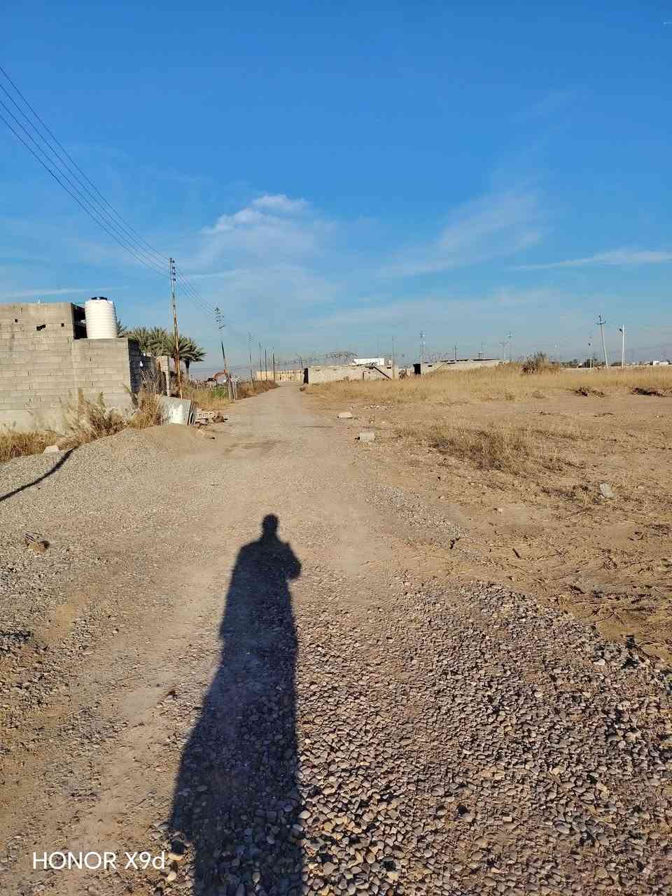 سلام عليكم قطعه ارض 200 متر للبيع
العنوان ديالى بعقوبه   
خدمات كامله +ماء+كهرباء
ما تبعد من تقاطع القدس ٥ دقائق 
حتاجيت وريد بيعهه سعرهه25
وبيهه مجال 📞أرقم ***********
