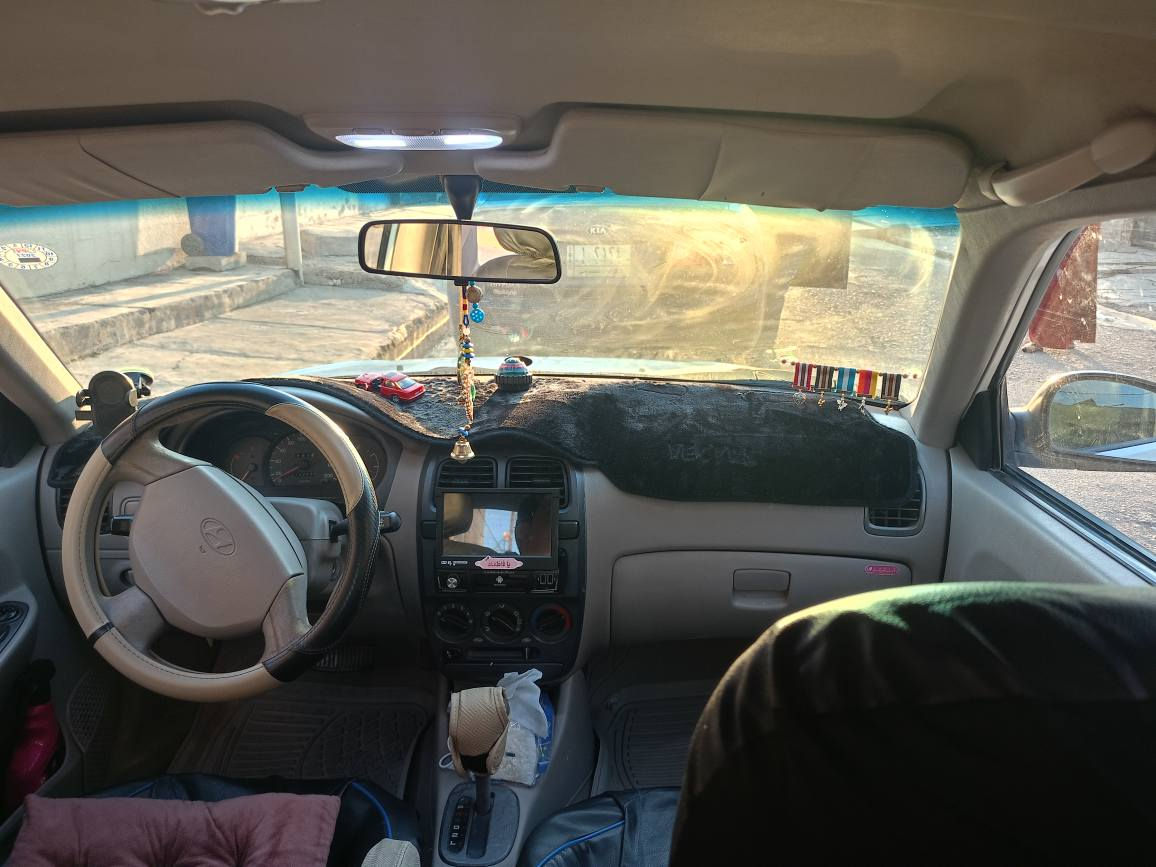 هونداي فيرنا موديل 2010 سياره حلوه ونضيفه گير ومكينه بشرط بس بي مكانات صبغ بدون قطره حادث ولا اي شي
 فقط تدفئه  ما يشتغل
تبريد ثلج 
السعر 76 وبيها مجال بسيط
مكاني كركوك كركوك, العراق


**إذا كنت صاحب هذا الإعلان وتريد حذفه لأي سبب، رجاءا أرسل رسالة إلى الدعم الفني**