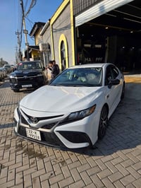 كامري SE • ٢٠٢٢ • ٧٧ الف