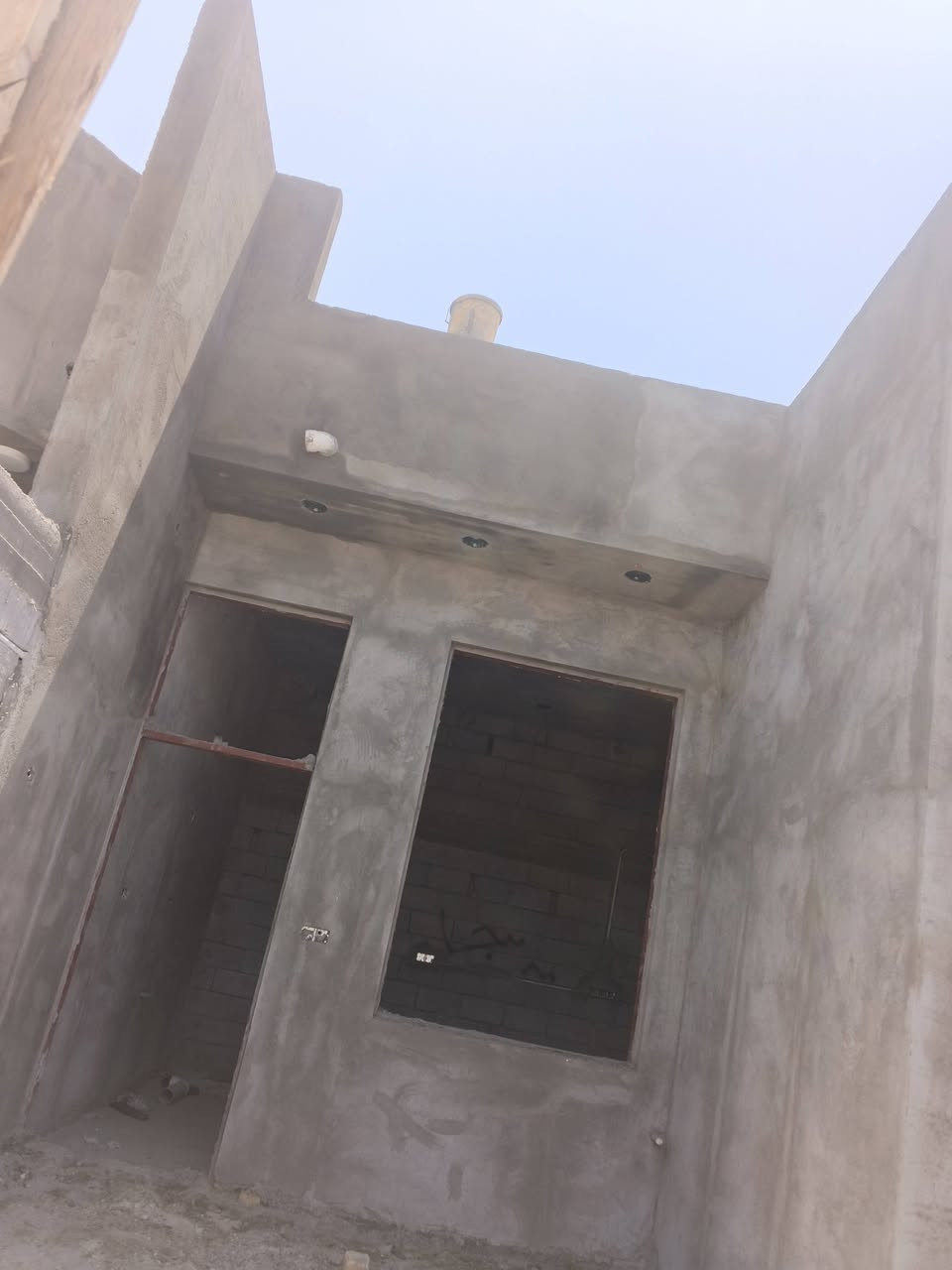 لبخ بياض معجون نثر صبغ ترميم منازل
عمل درجه اوله تسليم مهندس كادر 
البصره شط العرب الكباسي 
***********
