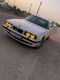 بي ام 525 موديل 1991 السياره خير من الله رقم بغداد دولي بسمي صدر ٨٠ ٪؜...