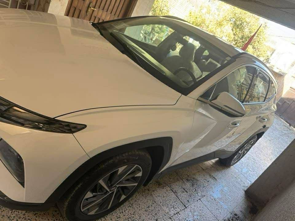 سلام عليكم 
توسان 2024 خليجي 
فول مواصفات عدا البانوراما 1/1
مكفولة كفالة عامه بحاله الزيروووو
ماشيه 19 الف حقيقي ⚡🔔
مكينة 2.0 دوووووش 
رقم بغداد باسمي شخصيا شرط تحويل
السيارة بحاله الزيروووو حرفيا استخدام كلش قليل 

مكان السيارة بغداد 
رقم صاحب السيارة 
*********** 

السعر :: اطلبه بالتعليقات يصلك خاص 📩

#ادارة_الصفحه ⚡

ملاحظه / 🔴
مدير الصفحه غير مسؤول عن بيع وشراء واصوليات السياره نحن صفحه لعرض السيارات فقط.
