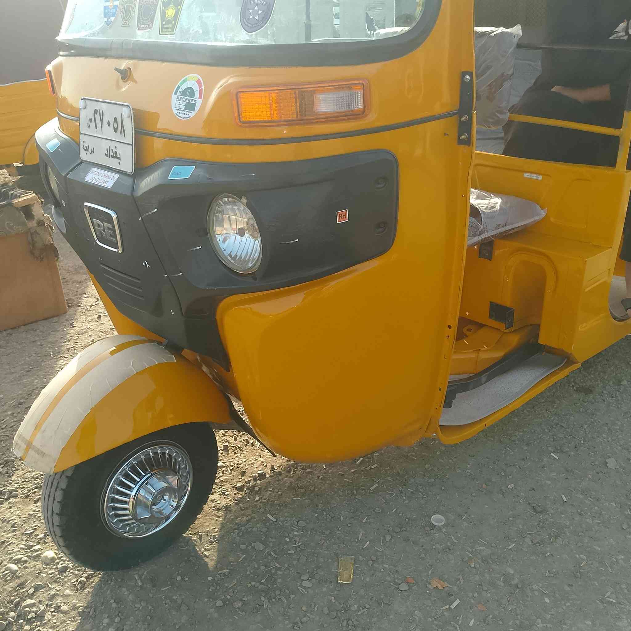 سلام عليكم تكتك البيع رقم وسنويه بغداد عربي تكتك حلوه وابلعافيه عل ياخذه الموديل 2020/11 مصبوغه عام جماليه بدون ضربه كهربائياتها كله شغاله مجهزه تجهيز عل آخر حبايه خابر ودلل الرقم *********** بلعافيه عل ياخذه
