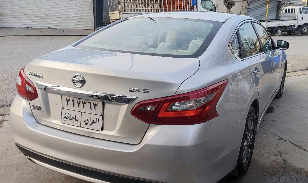 نيسان التيما موديل ٢٠١٨ مواسه فات خليجي ٢ بارجه بؤياخ و به له يه ك بي ناو بي ايرباك بي كرانه ووه گيرؤمه كينه به شه رت نه كراوه ته ووه
سعر.  ١٢٧$ به ناوخؤمه وه يه به سمه شه غال ناوزه رد شاشه و كاميره ويل كه ب لايت ليدو زينون سبيري دانه به زيووه. ١١٧هه زاركيلؤمه تررؤشتووه. 
ز.م*********** شوين سليماني السليمانية, العراق
