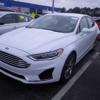 فورد فيوجن ٢٠٢٠ للبيع مواصفات كامله عدا فتحة السقف السعر ١٣٠$ للتواصل ...