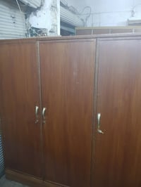 كنتور ابو تلاته نضيف جدا جدا جدا تسكام اصلي سعره  150  يوجد توصيل فقط ...