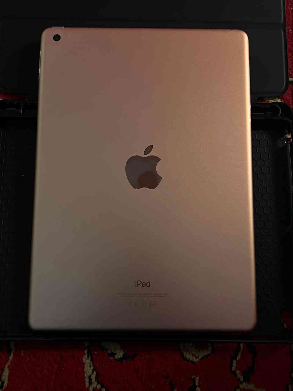 ايباد 6 ذاكره 32 مكفول من اي تصليح ونظافه 100‎%‎ اذا بي زلغ تاخذه بلاش الله شاهد جهاز يخبل ينزل كل البرامج والالعاب يصير للدراسة يصير للببجي يشغل 60 فريم السعر 100 الف قفل (السعر نهائي بدون إحراجات) الشراي يجي خاص او يتصل *********** عمارة, ميسان
