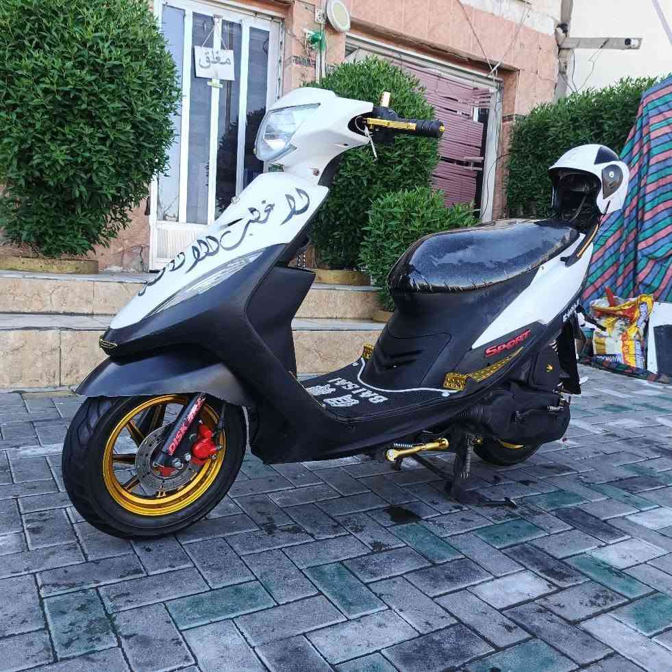 دراجه مامفتوح برغي وكلشي شغال كهربائيات مابيها اي نقص رمبه كون الي ياخذها جناي مو مال بيع وشراء ولله دراجه من كلشي الحمد الله البصرة, العراق


**إذا كنت صاحب هذا الإعلان وتريد حذفه لأي سبب، رجاءا أرسل رسالة إلى الدعم الفني**