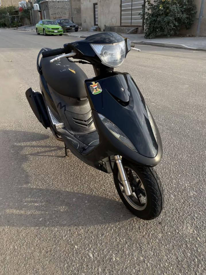 سلام عليكم دراجة ماكس عدلة للبيع 2006مكينةمامفتوحة دراجة خير من الله كهربائيات شغالة نكرة سلف دبلات رياضي صالنصة FMمكاني. بعقوبة المفرك للتواصل ***********
